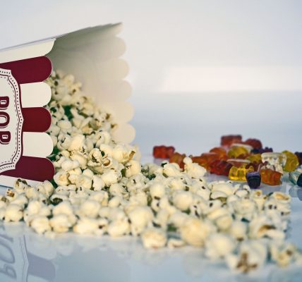 Przygotowanie popcornu - sprzęt do robienia